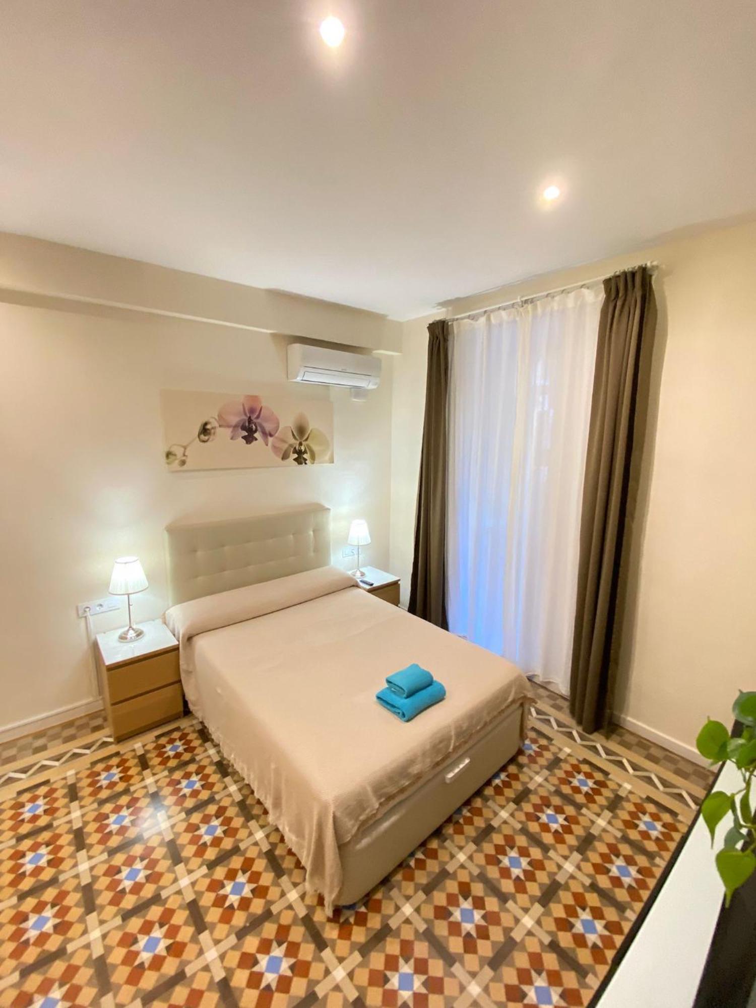 Rooms Balmes Barcelona Exterior foto